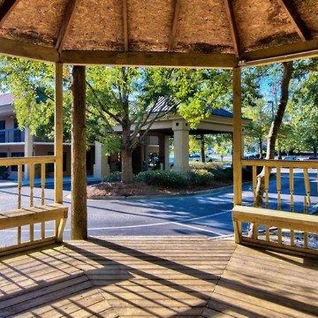 Clarion Inn & Suites Aiken South Zewnętrze zdjęcie