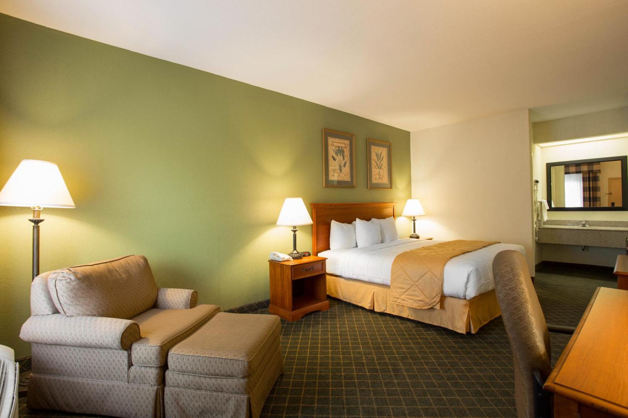 Clarion Inn & Suites Aiken South Zewnętrze zdjęcie