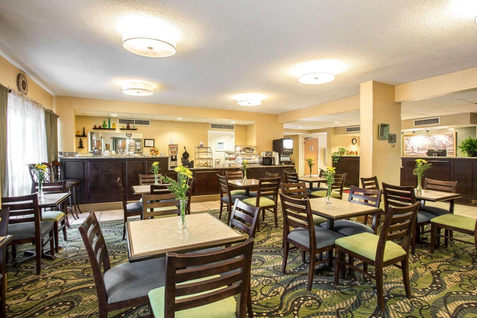 Clarion Inn & Suites Aiken South Zewnętrze zdjęcie