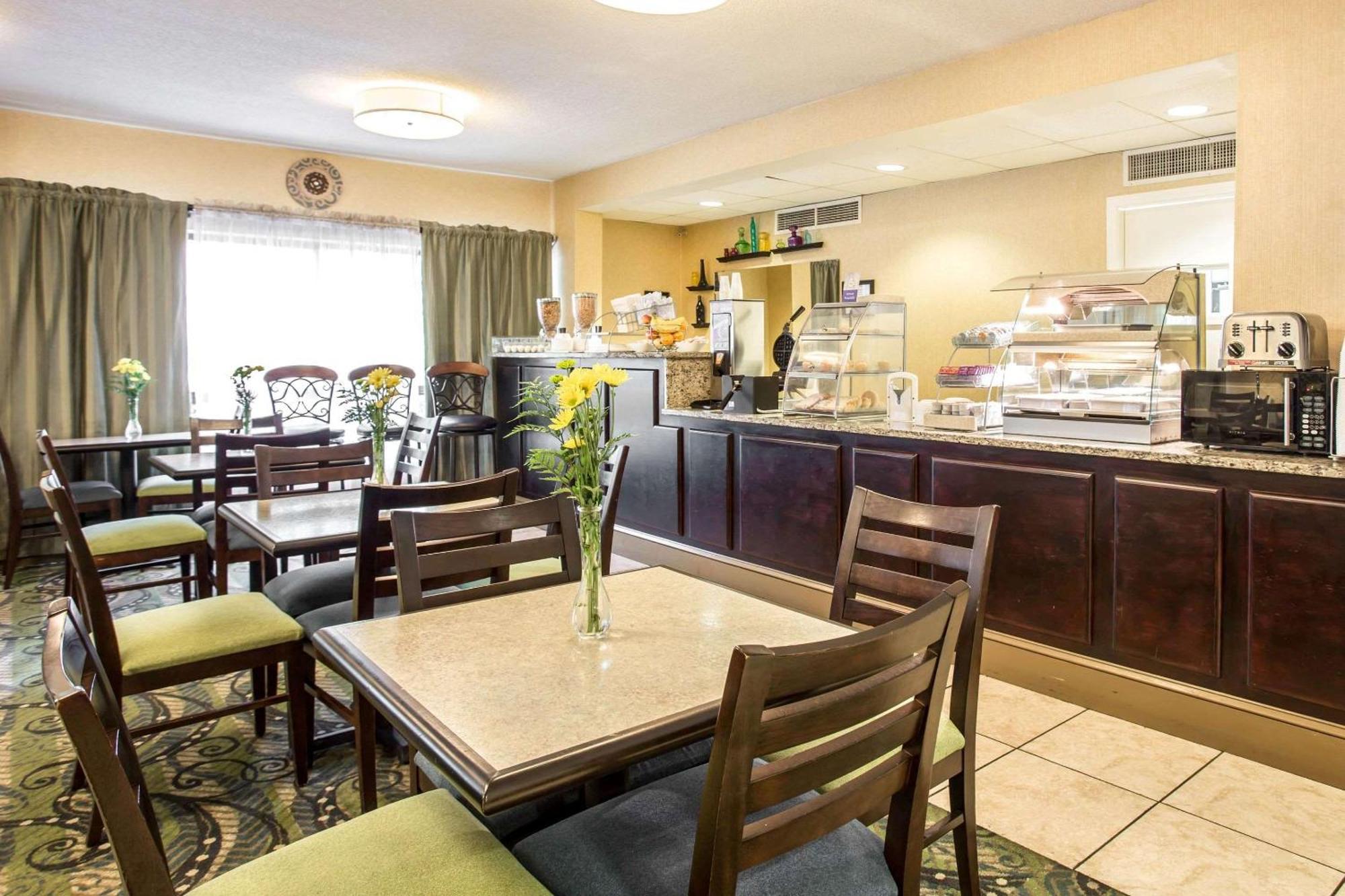 Clarion Inn & Suites Aiken South Zewnętrze zdjęcie