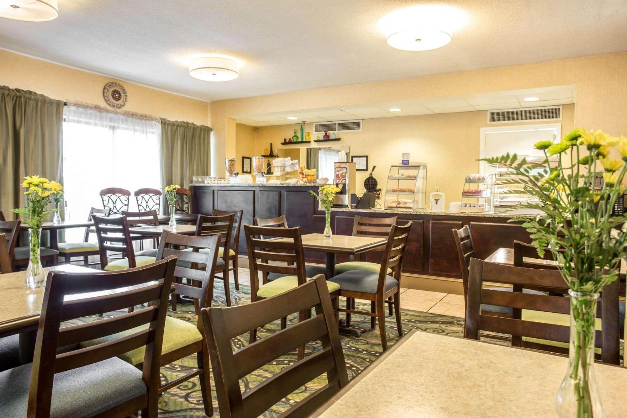 Clarion Inn & Suites Aiken South Zewnętrze zdjęcie