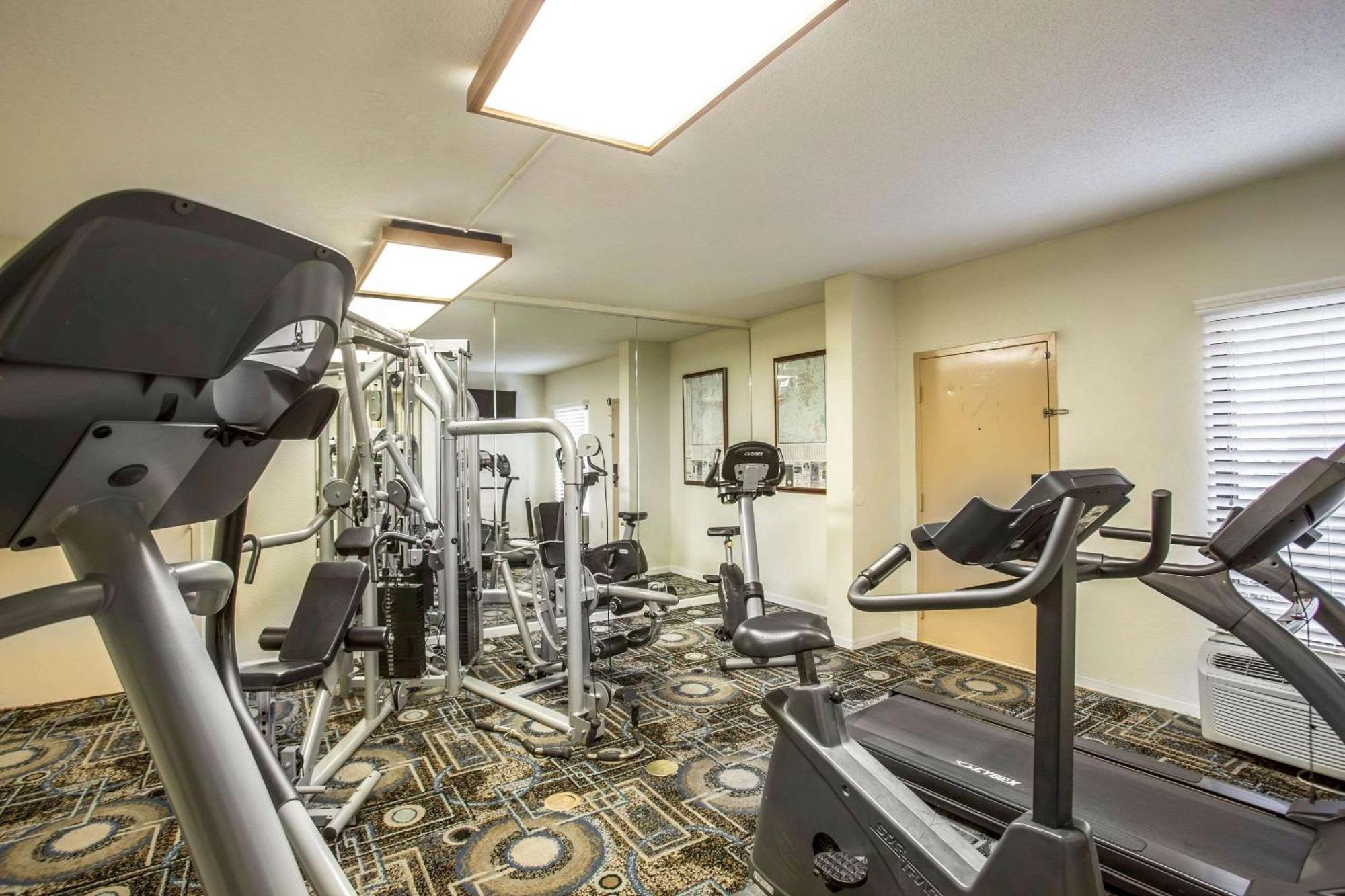 Clarion Inn & Suites Aiken South Zewnętrze zdjęcie