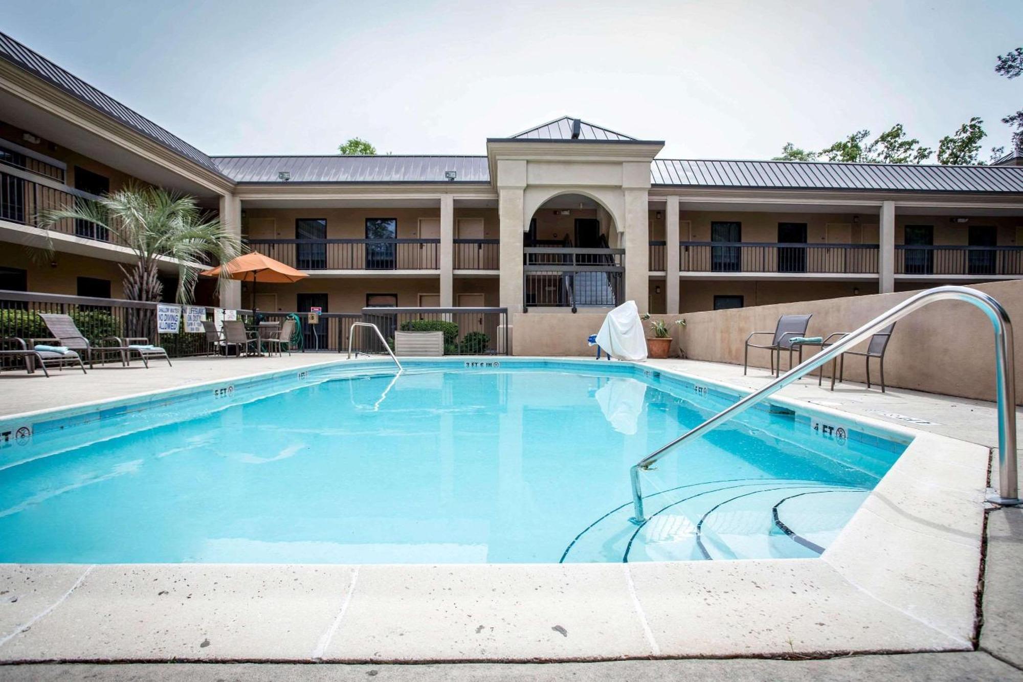 Clarion Inn & Suites Aiken South Zewnętrze zdjęcie
