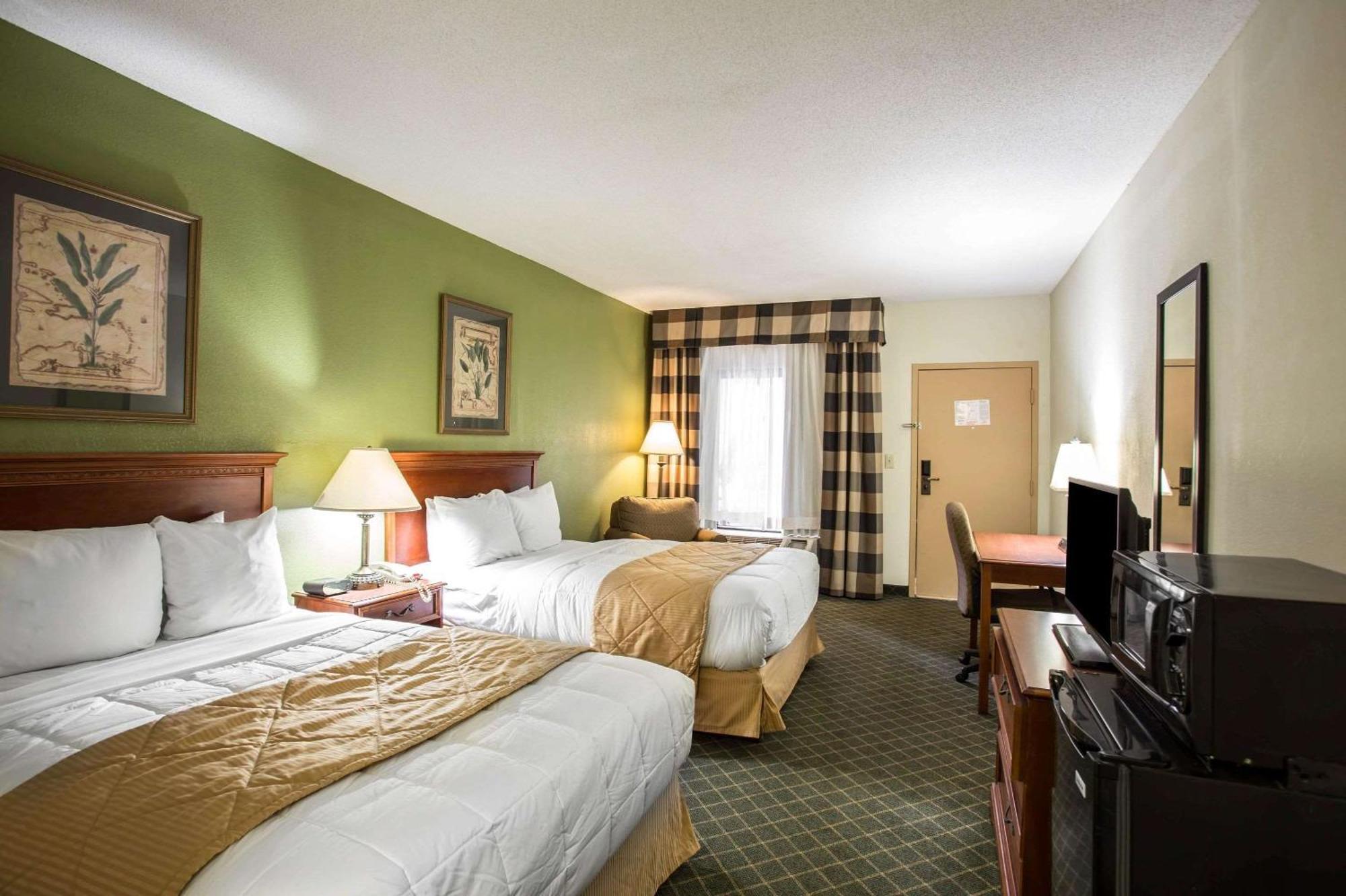Clarion Inn & Suites Aiken South Zewnętrze zdjęcie