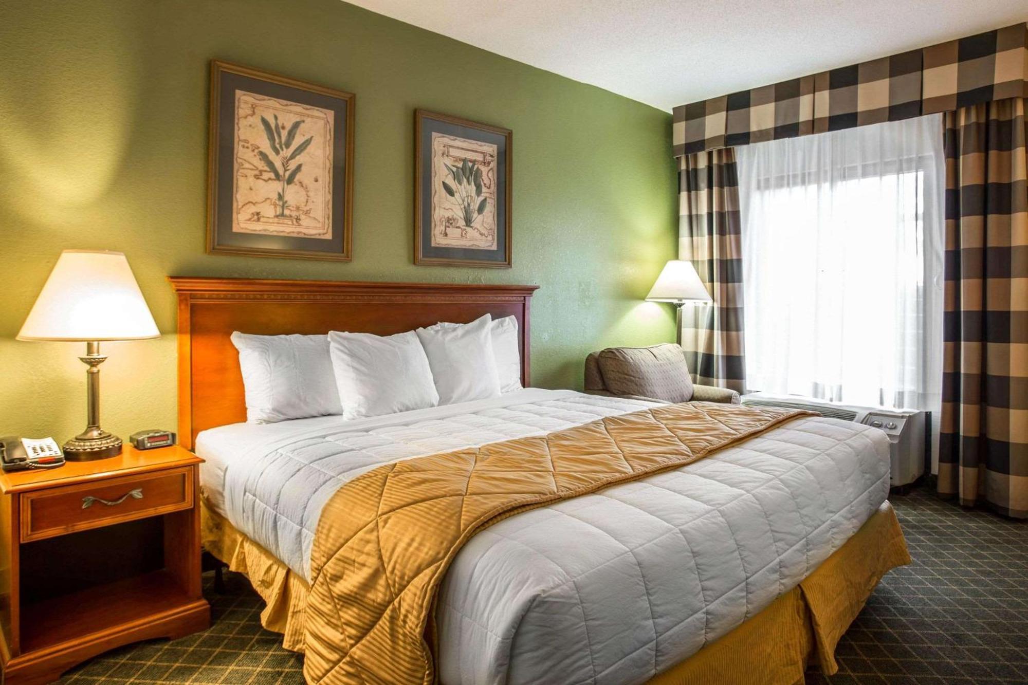 Clarion Inn & Suites Aiken South Zewnętrze zdjęcie