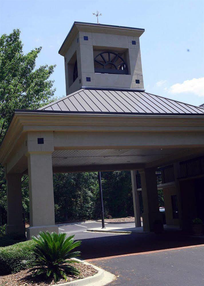 Clarion Inn & Suites Aiken South Zewnętrze zdjęcie