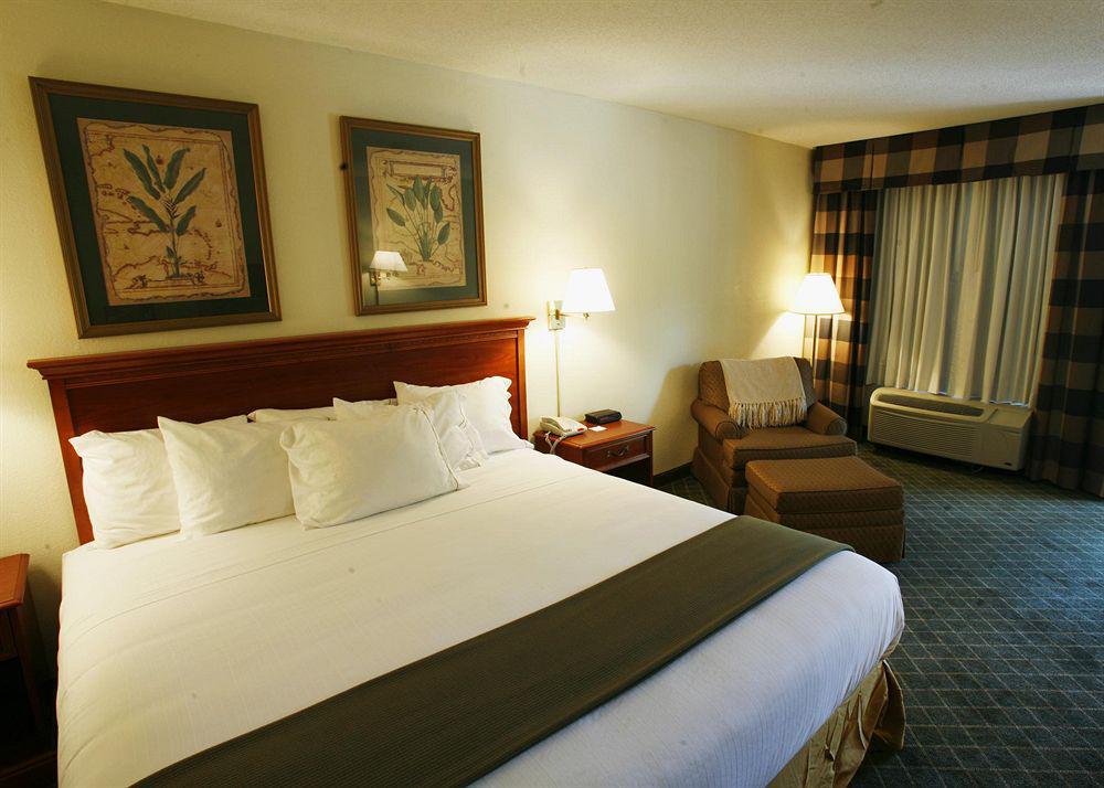 Clarion Inn & Suites Aiken South Pokój zdjęcie